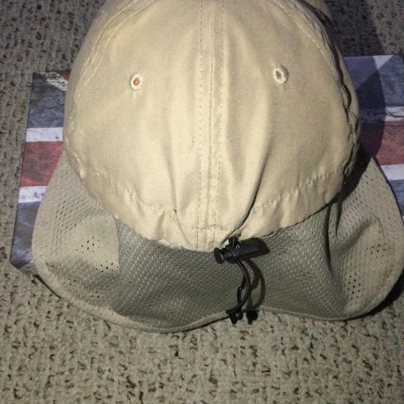 Akumal Fly Fishing Hat/Cap - Picture 3 of 7